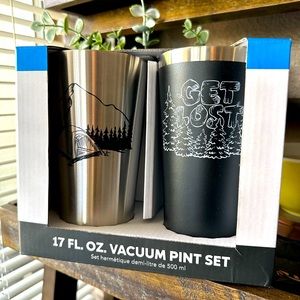 Columbia 17 FL. OZ. Vacuum Cups Set of 2 - NWT